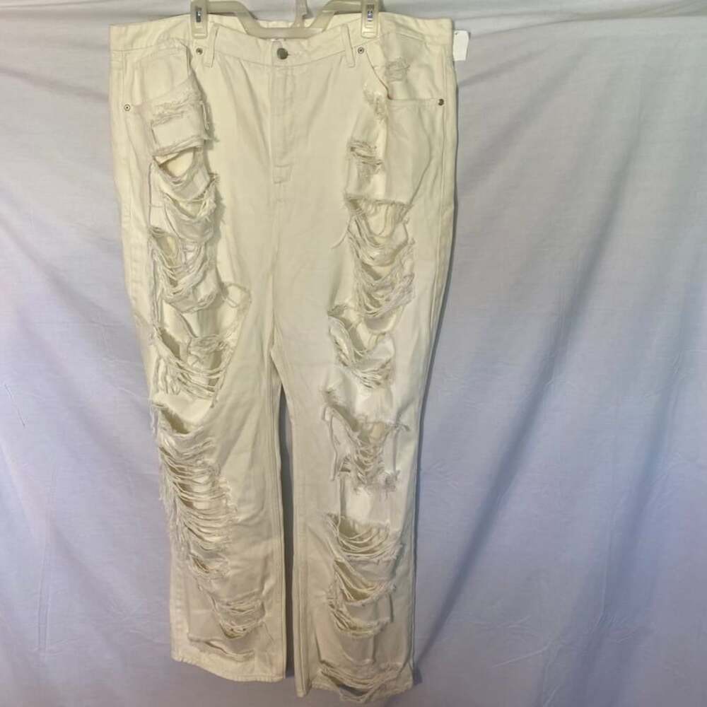 Good American Cloud Off White Heavily Distressed Jeans Size 22W NWT‎